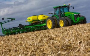 Machinery in Farming - IoT Food Industry